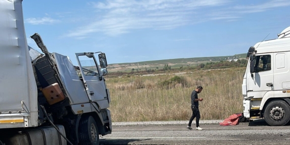 Kozluk yolunda kaza: Tır sürücüsü hastanede hayatını kaybetti!