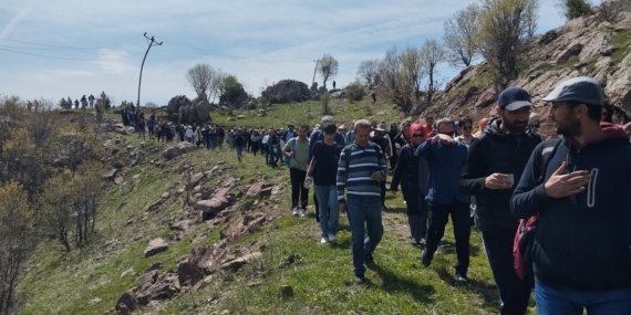 Eğitim-Bir-Sen Batman Şubesi, Sason’da ters lale yürüyüşüyle doğayla buluştu