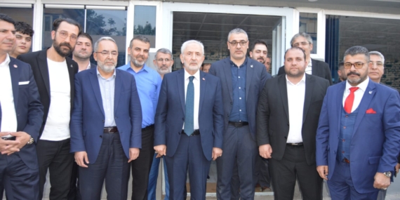 YRP’li Sacit Günbey Batman’daydı: İşsizlik sorunu Yeniden Refah’la son bulacak