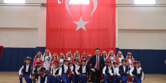 Hasankeyf’te 23 Nisan renkli etkinliklerle kutlandı