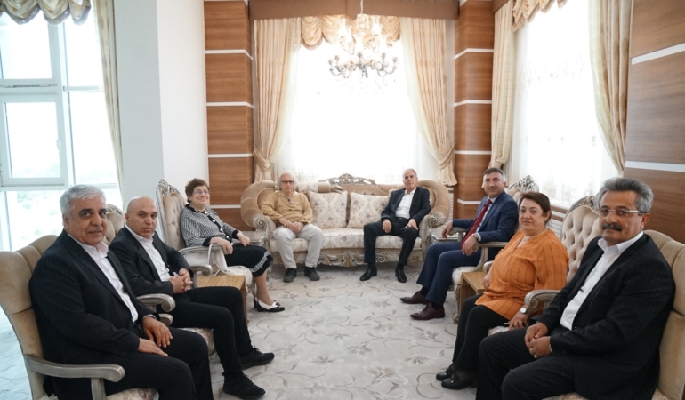 WhatsApp Image 2025-04-25 at 09.39.14