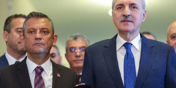 Kurtulmuş ve Özel’den ‘süreç’ mesajları