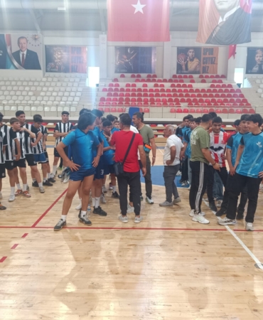 FUTSAL GENÇLER B 1