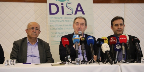 Tuncer Bakırhan: Amed’den söylüyorum; Türkiye hepimizin evidir