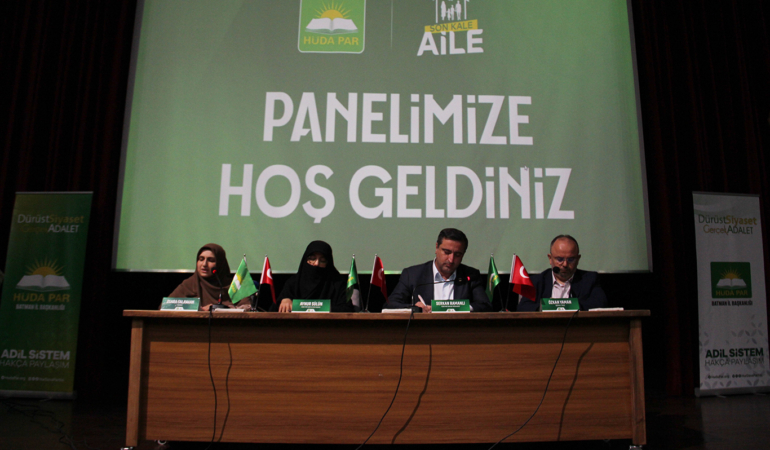 HÜDA PAR’ın Son Kale Aile paneline yoğun ilgi (1)