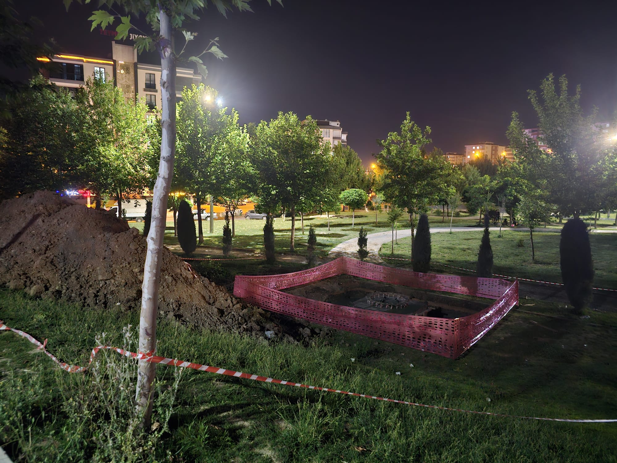 Belde Mahallesi sakinlerinden Jiyan Parkı’na kurulan baz istasyonuna tepki IMG_9339