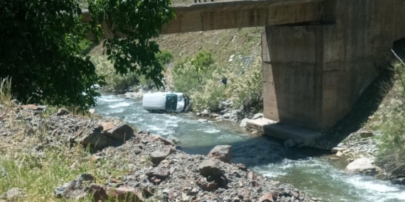 Batman’da kamyonet dereye uçtu, sürücü hayatını kaybetti