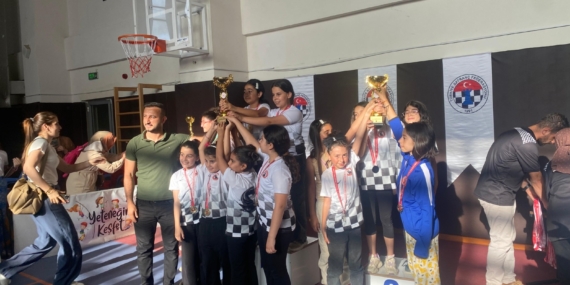 Batman’da minikler satranç turnuvasına rekor katılım!