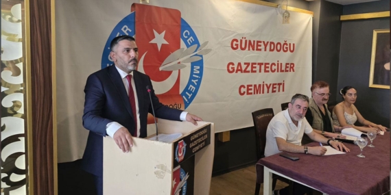 Kürt gazeteciler ‘ırkçı’ söylemler nedeniyle TGF’den ayrıldı