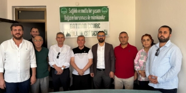 Başkan Altun-çevre gönüllüleri derneği (1)