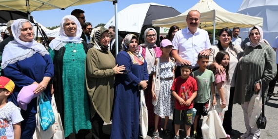 DicleFest’e üçüncü günde ziyaretçi akını