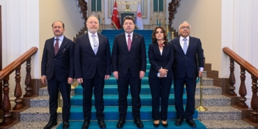 dem parti adalet bakanı