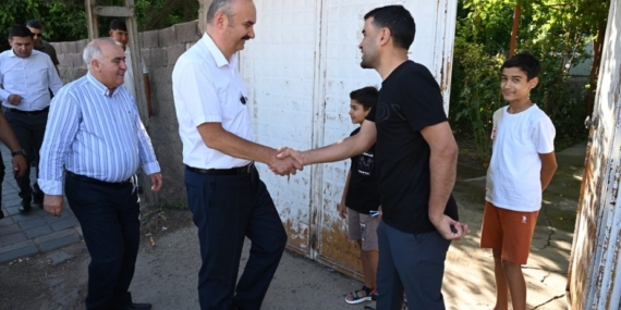 Vali Canalp, Korik Mahallesi’nde vatandaşlarla buluştu