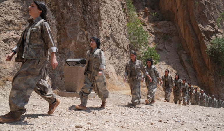 PKK'nin Türkiye'den çekilme kararı nasıl alındı? pkk üyeleri silah bırakanlar