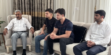 HÜDA PAR'dan acılı anneye ziyaret (2)