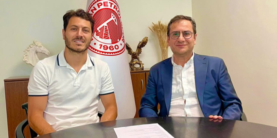 Batman Petrolspor Feyyaz Belen ile imzaları attı