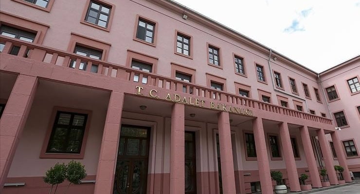 Adalet Bakanlığı, 5 bin sözleşmeli personel alacak IMG_7681