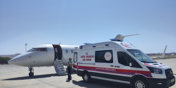 Ambulans Uçak 33 günlük Batmanlı bebek için havalandı