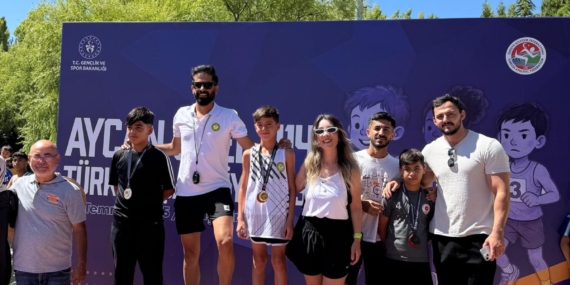 Petrolsporlu miniklerden Türkiye Şampiyonası’nda gururlandıran başarı