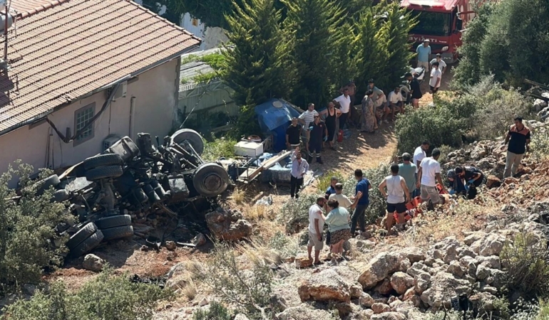 WhatsApp Image 2025-07-11 at 01.01.49 (1)