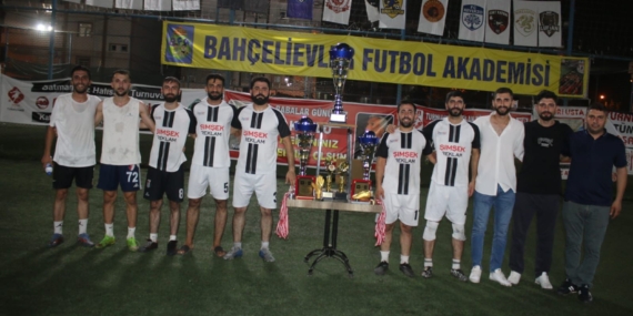 6. Batman Yaz Halı Saha Turnuvası “Nuri Usta Sezonu” tamamlandı: Şampiyon Şimşekspor