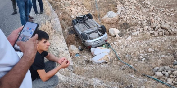 Hasankeyf’te kaza: 2 kadın, 3 çocuk ve sürücü yaralandı