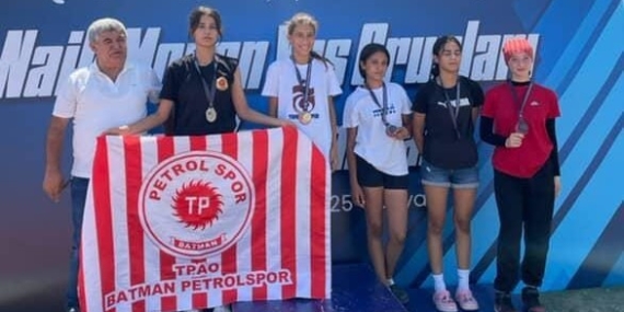 Petrolsporlu miniklerden 5 madalya birden