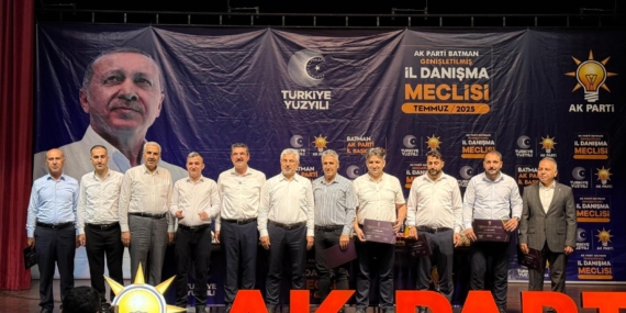 CHP’li Meclis üyeleri AK Parti’ye katıldı