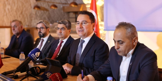 Babacan’dan Öcalan çağrısı: Komisyon görüşlerini almalı