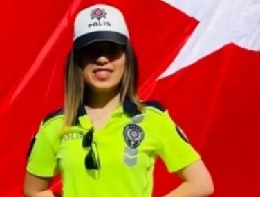 Beşiri’de görev yapan polis memuru Sümeyye Akhan, Mersin’de hayatını kaybetti