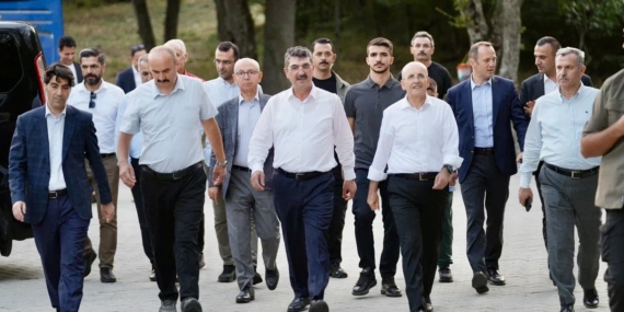 Petrolspor’a moral ziyareti