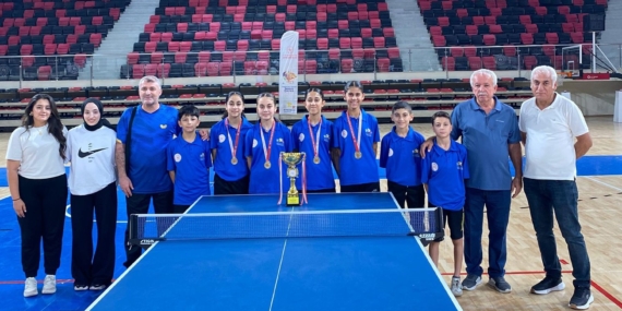 Batman masa tenisinde Türkiye şampiyonu oldu