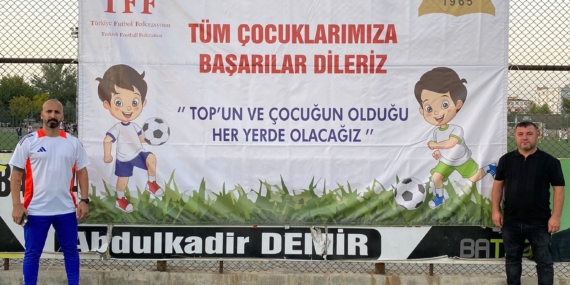 Minikler futbol şenliği coşkuyla başladı