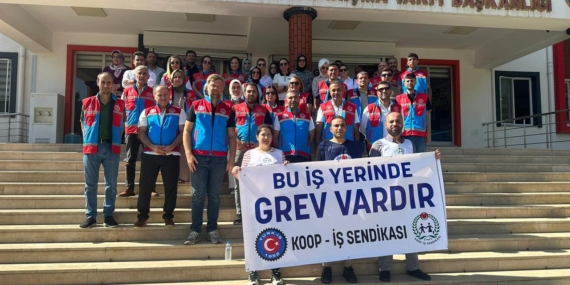 Batman Sosyal Yardımlaşma Vakfı çalışanları hakları için iş bıraktı