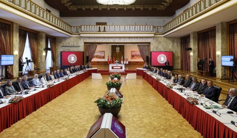 Milli Dayanışma Kardeşlik ve Demokrasi Komisyonu'nda yarın mağdur taraflar dinlenecek tbmm çözüm komisyon