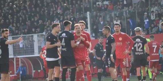 Batman Petrolspor Elazığ deplasmanına hazır Batman Petrolspor Elazığ deplasmanına hazır
