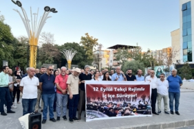Batman’daki 12 Eylül eyleminde 'demokratik anayasa' çağrısı G0qhSZvWwAA7o9l