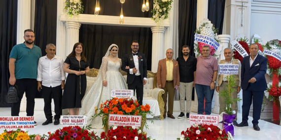Ustabaşı ve Sevim ailelerinin mutlu günü