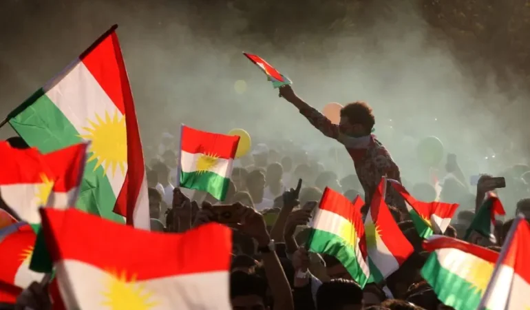 Kürdistan bayrağı2