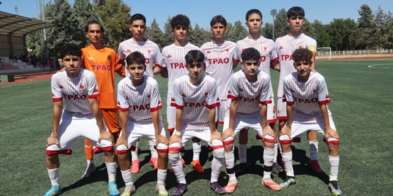 Batman Petrolspor U14 ve U15 takımlarından farklı galibiyet