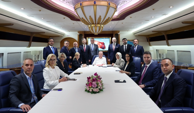 Erdoğan: SDG sözü tutmalı, Suriye’nin toprak bütünlüğü bizim için olmazsa olmazdır erdoğan uçak11