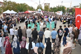 Gercüş’te festival coşkusu Ekran görüntüsü 2025-10-13 102402