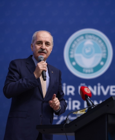 Numan Kurtulmu1