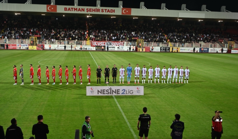 Batman Petrolspor galibiyeti kaçırdı: İki penaltı, bir puan! Petrolspor altınordu2