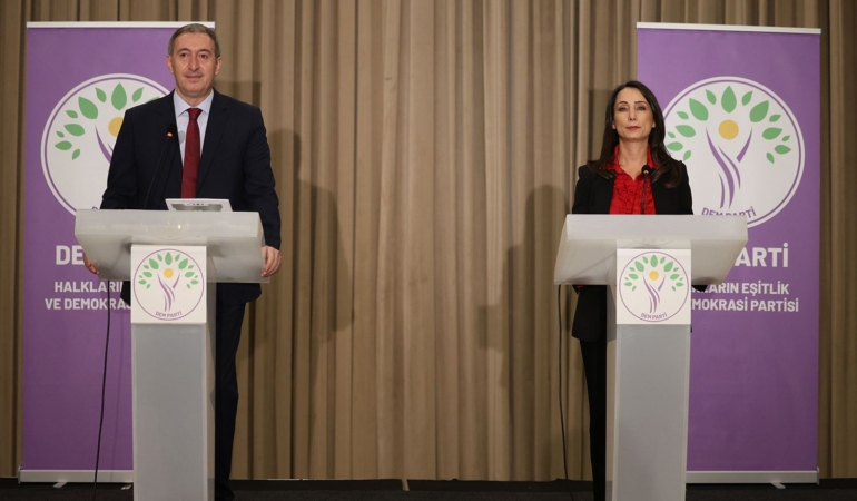 Tuncer Bakırhan: Sürecin birinci aşaması kapanmıştır Tuncer Bakırhan ve Tülay hatimoğulları 2