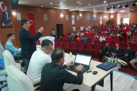 Batman Üniversitesinde İşkur Gençlik Programı kura heyecanı WhatsApp Image 2025-10-23 at 09.12.36 (1)