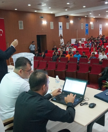 Batman Üniversitesinde İşkur Gençlik Programı kura heyecanı WhatsApp Image 2025-10-23 at 09.12.36 (1)