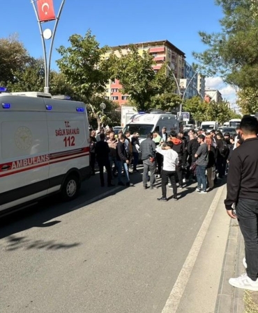 Batman’da bisikletli gence araç çarptı: Durumu ağır WhatsApp Image 2025-10-28 at 13.22.27
