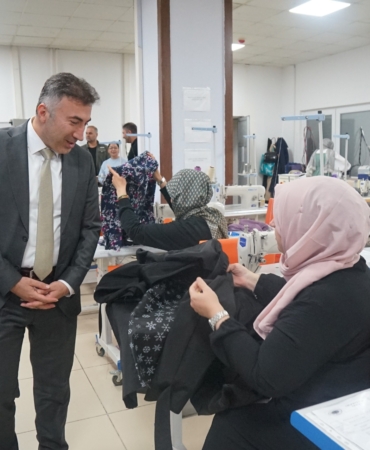 Batman Üniversitesi’nden giyim teknolojisi alanında örnek çalışmalar WhatsApp Image 2025-10-31 at 09.08.50