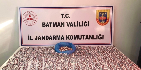 Uyuşturucu operasyonunda suçüstü: 2 kişiye işlem, 1 tutuklama